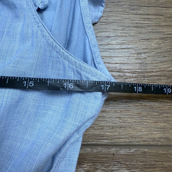 Madewell Bellflower Dress Size Size 6, Light Blue, Ruffle Sleeve, Midi Length - Picture 5 of 8